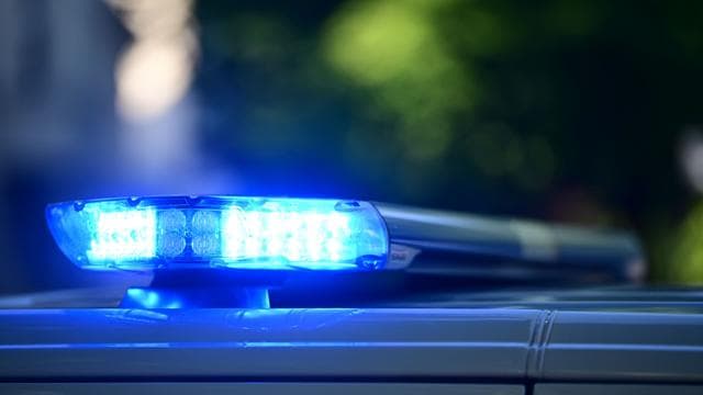 Der Kontrolle entzogen: Verfolgungsfahrt über Autobahnen: Polizist schießt auf Auto