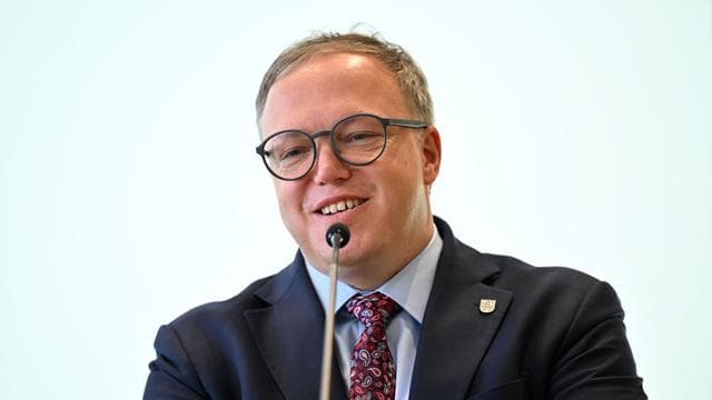 Politiker: Sprechstunden mit Voigt starten im Herbst