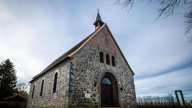 Religion: Immer mehr Menschen im Nordosten treten aus Kirche aus